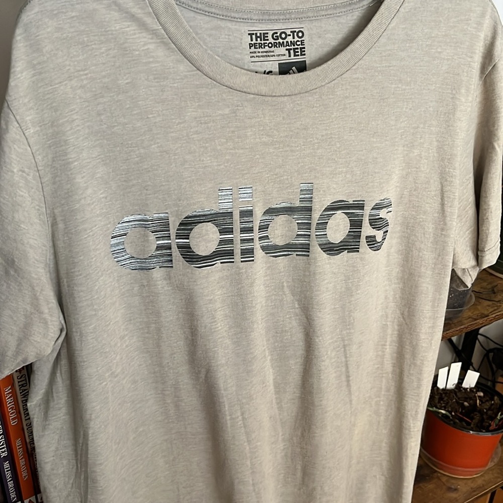 Adidas grey t-shirt - Picture 2 of 3